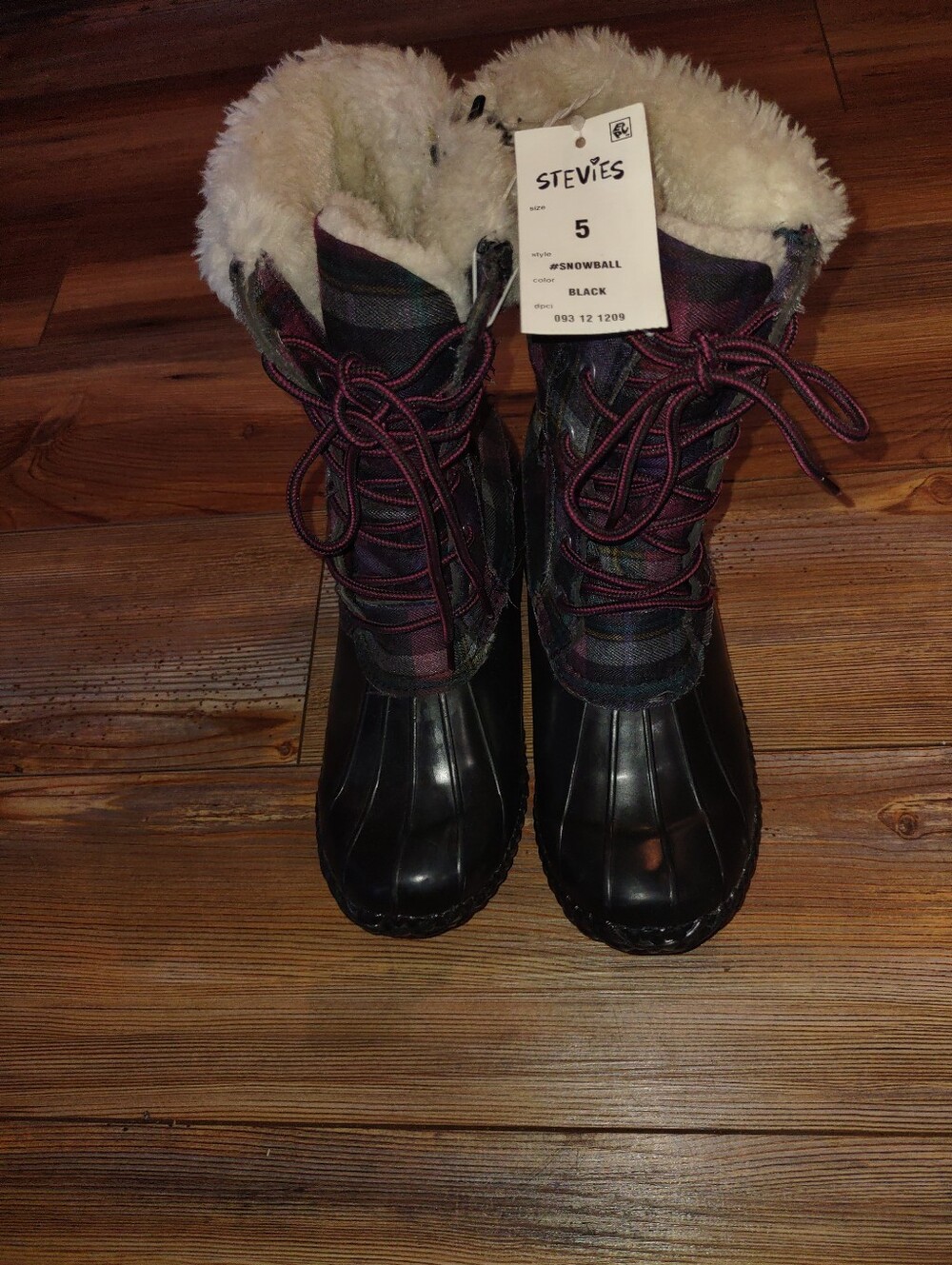Stevies Black Plaid Winter Snow Boots with Faux Fur Trim